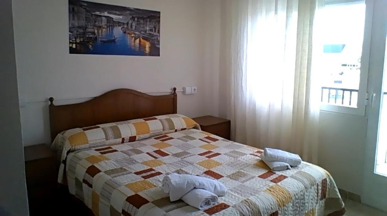 Hostal Restaurante Galicia Villardefrades Extérieur photo